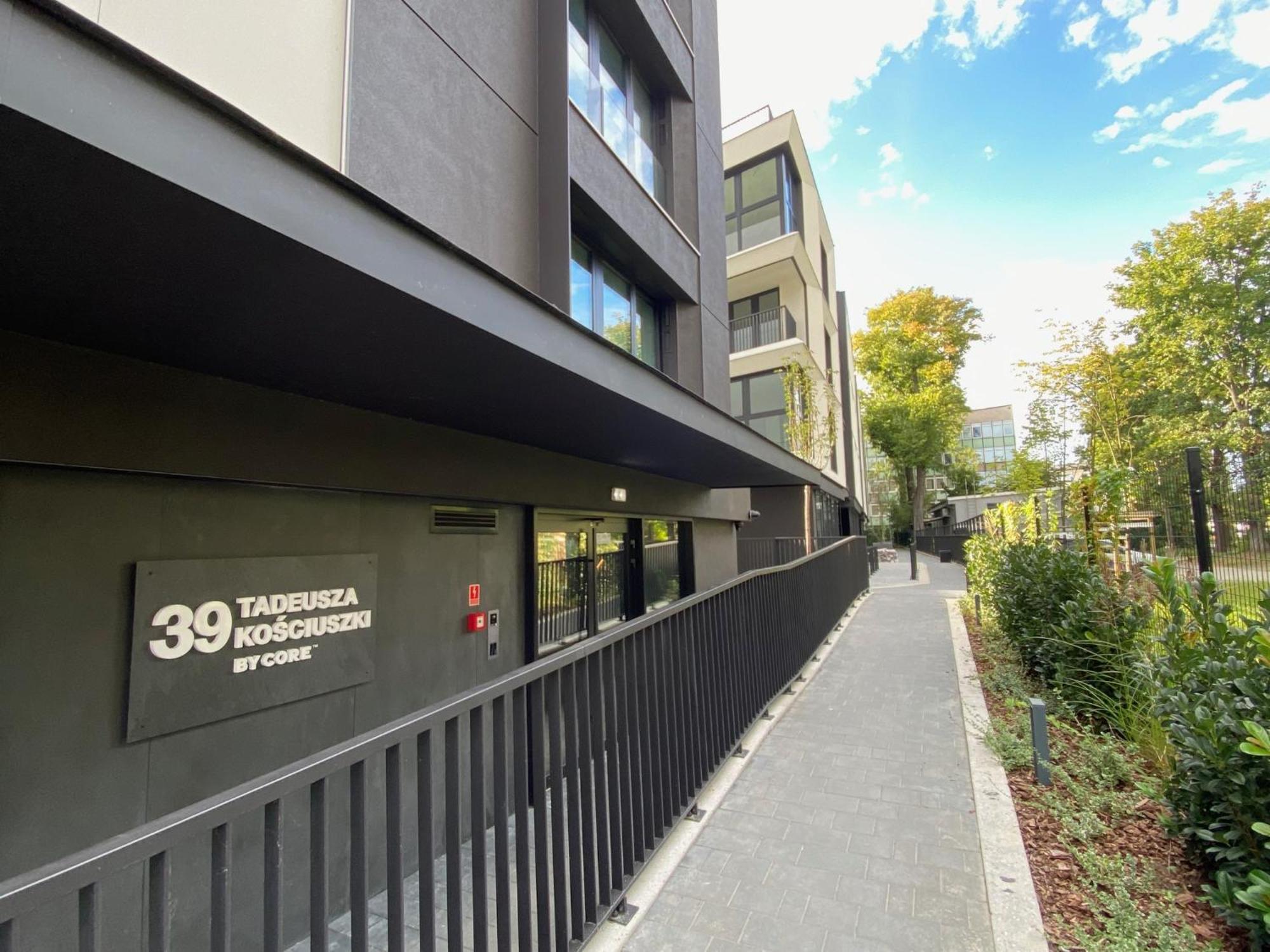 Vistula Avenue Apartment Free Parking, Swimming Pool, Sauna & Gym Красков Екстериор снимка