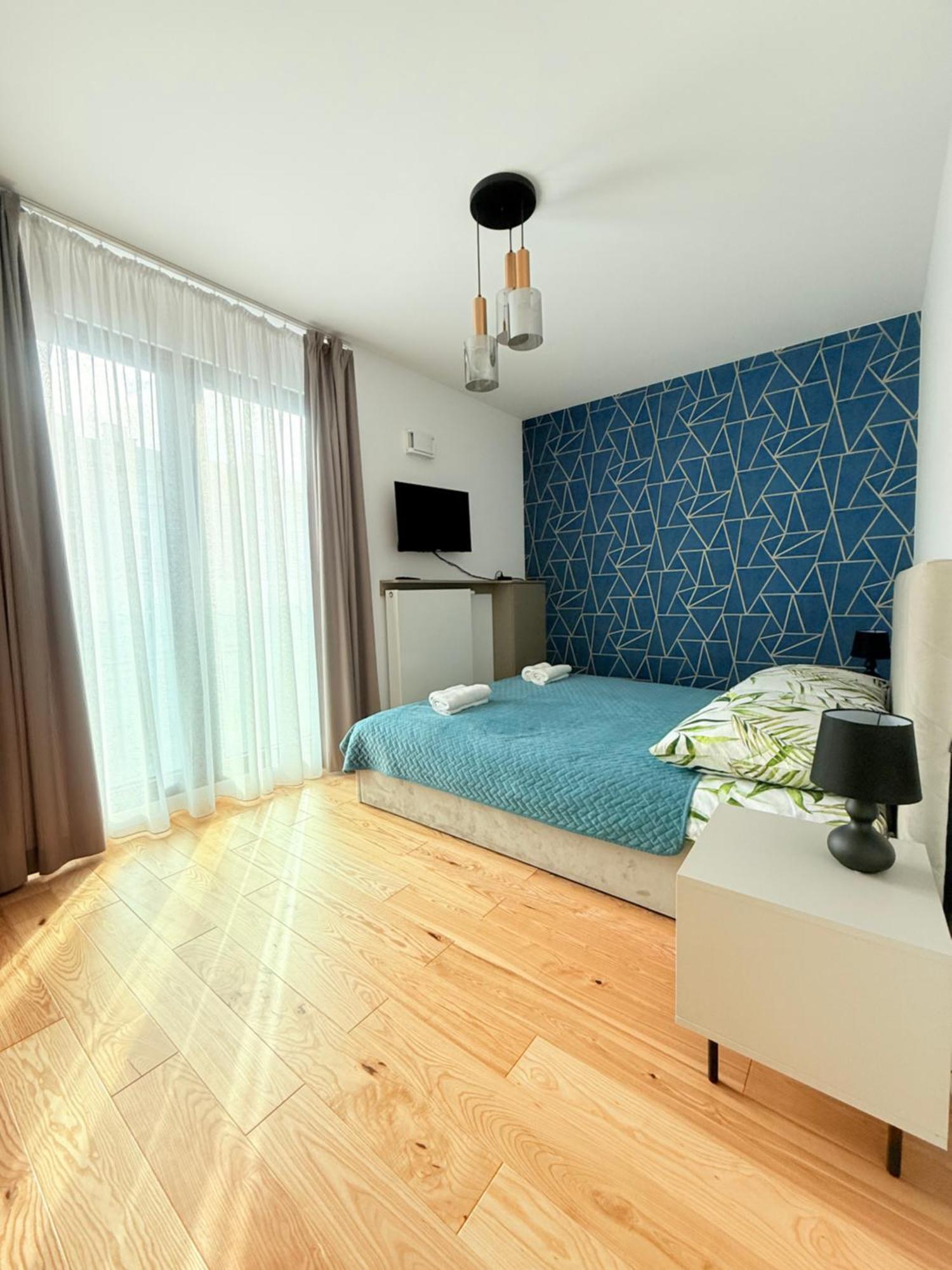 Vistula Avenue Apartment Free Parking, Swimming Pool, Sauna & Gym Красков Екстериор снимка