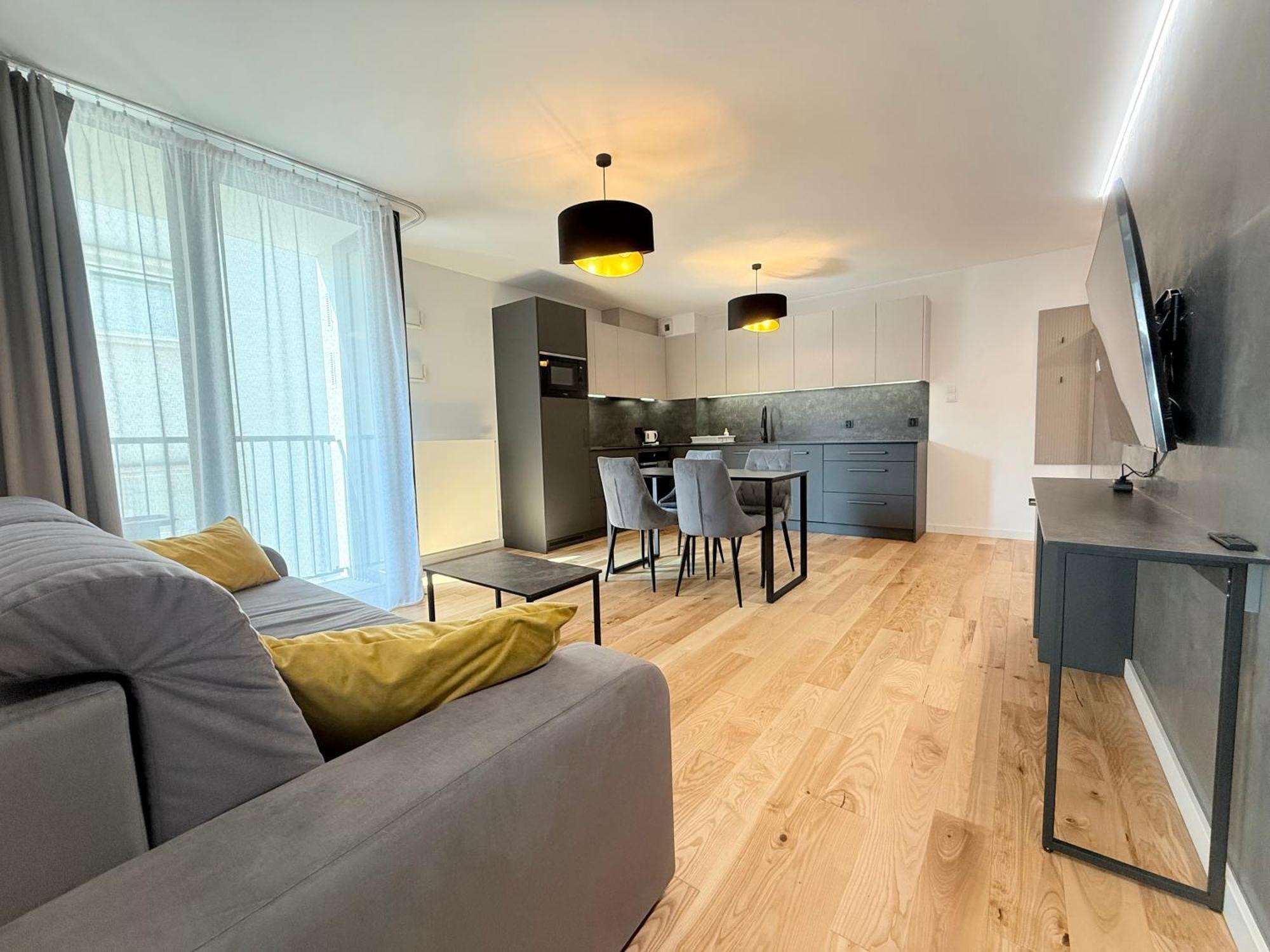 Vistula Avenue Apartment Free Parking, Swimming Pool, Sauna & Gym Красков Екстериор снимка
